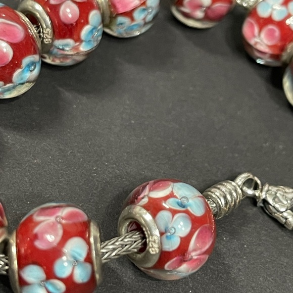 Samuel B glass beads bracelet. Beautiful! - Picture 3 of 4